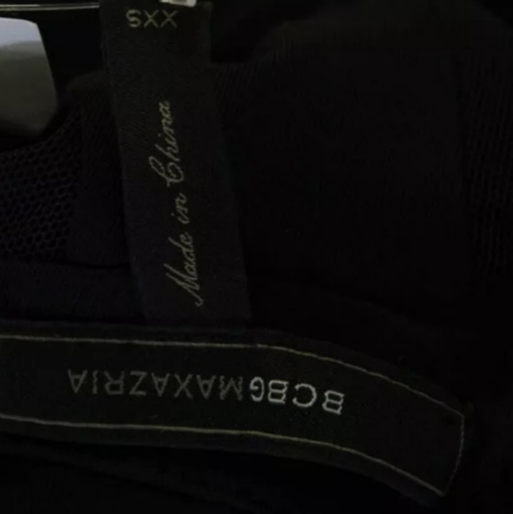 BCBG SLEEVELESS CREW NECK DRAPED MINI DRESS BLACK - Picture 5 of 6